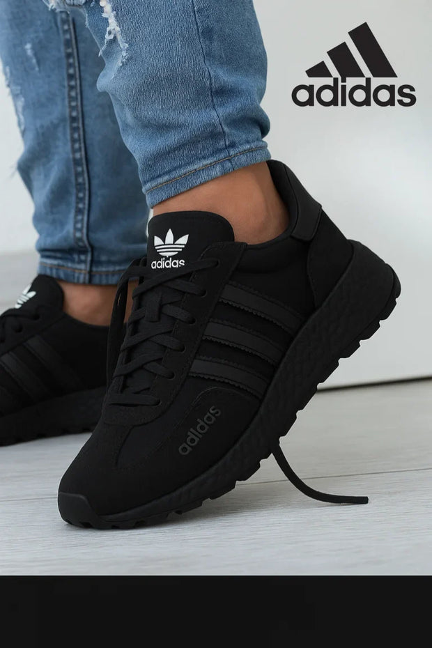 AD® RetroRun Sneakers