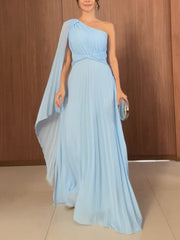 Elegant Flowing Pleated Off-the-Shoulder Maxi Dress