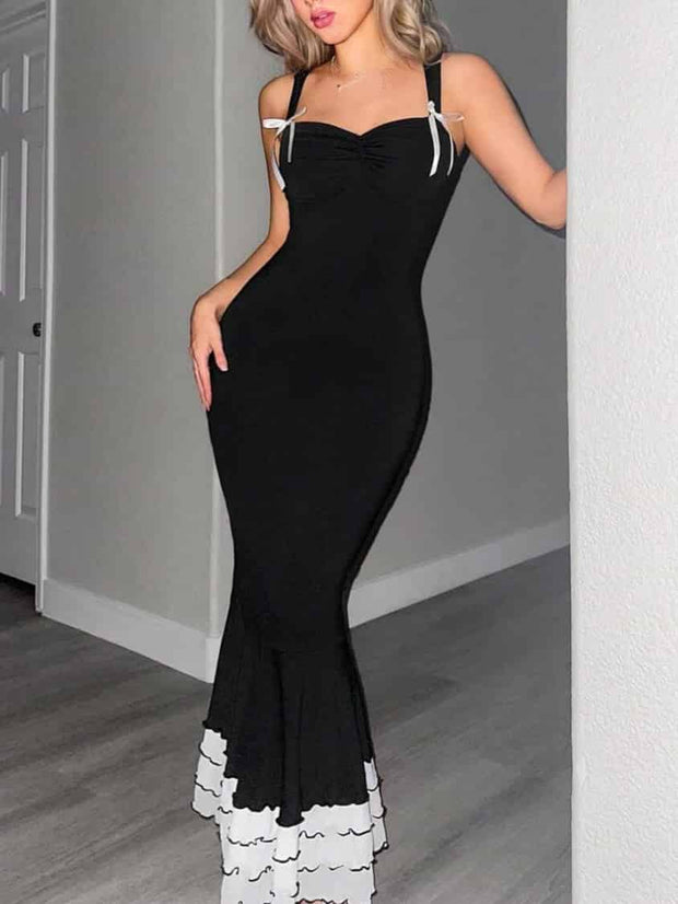 The Black Sweetheart Neck Bodycon Slip Maxi Dress